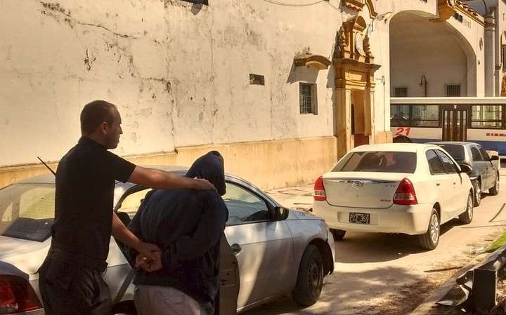Caen dos chicos de 14 y 15 años por el crimen de una joven embarazada Caen dos chicos de 14 y 15 años por el crimen de una joven embarazada