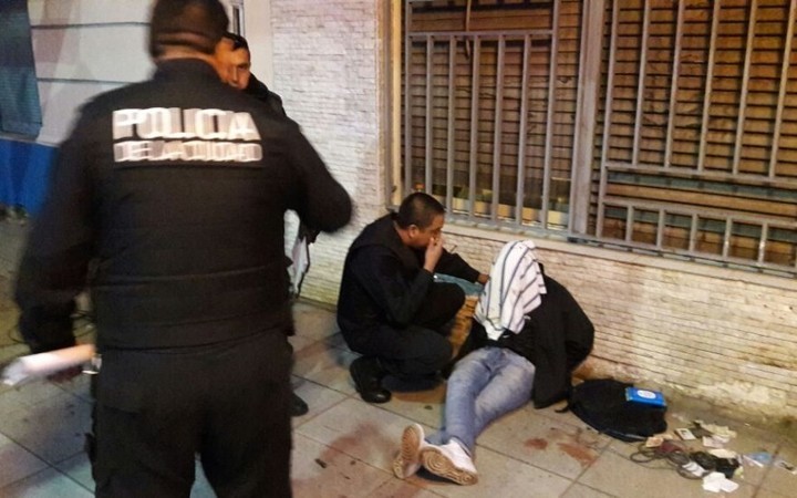 Persecución, tiroteo y choque en Villa Luro: un ladrón muerto y dos detenidos Persecución, tiroteo y choque en Villa Luro: un ladrón muerto y dos detenidos