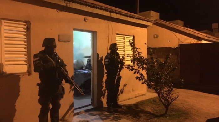 Un hombre que vendía drogas se entregó a la justicia